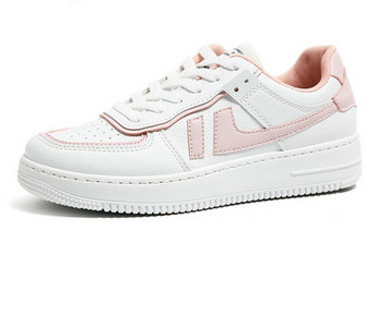 Νέο μοντέλο γυναικεία αθλητικά παπούτσια  σε λευκό χρώμα