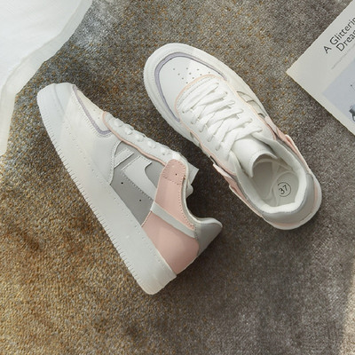 Νέο μοντέλο γυναικεία αθλητικά παπούτσια  σε λευκό χρώμα