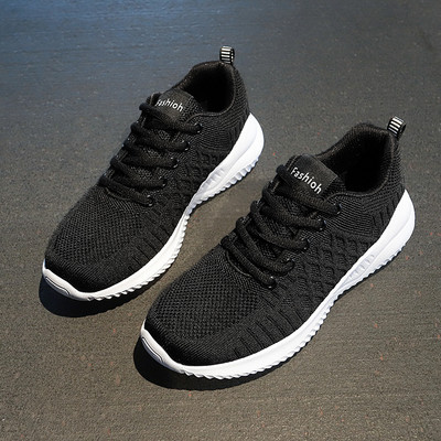 Γυναικεία αθλητικά  παπούτσια με κορδόνια σε διάφορα χρώματα