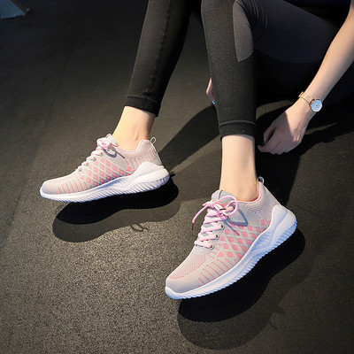 Γυναικεία αθλητικά  παπούτσια με κορδόνια σε διάφορα χρώματα