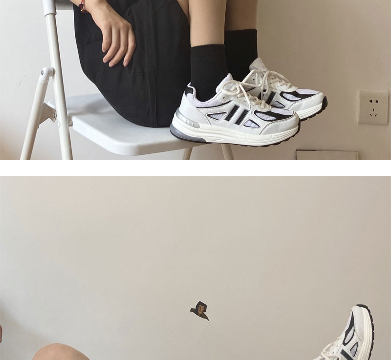 Σύγχρονα γυναικεία αθλητικά παπούτσια με επίπεδή σόλα με κορδόνια 