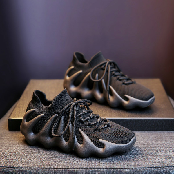 Γυναικεία αθλητικά παπούτσια από ύφασμα με κορδόνια