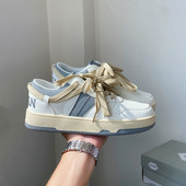 Γυναικεία αθλητικά παπούτσια  με κορδόνια με επίπεδη σόλα από οικολογικό δέρμα