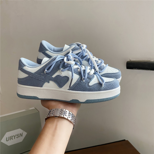 Γυναικεία αθλητικά παπούτσια με κορδόνια από έκο σουέτ σε τρία χρώματα