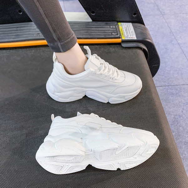 Κομψά γυναικεία πάνινα παπούτσια  - κλασικό μοντέλο