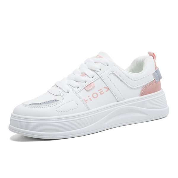 Adidași moderni de damă eleganti, cu un model simplu cu talpă plată