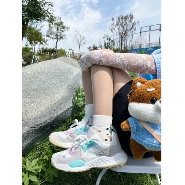 Γυναικεία αθληκά παπούτσια με κορδόνια - δύο χρώματα