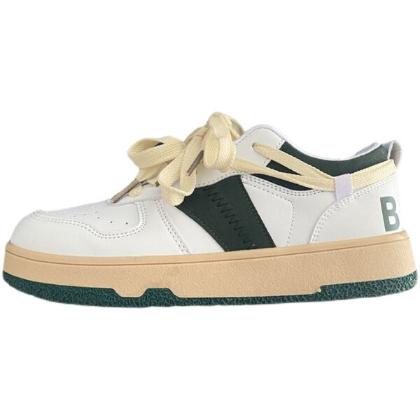 Γυναικεία αθλητικά παπούτσια με κορδόνια και επίπεδη σόλα - δύο χρώματα