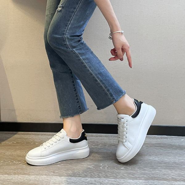 Ženske tenisice s debelim potplatom i mrežastim gornjištem