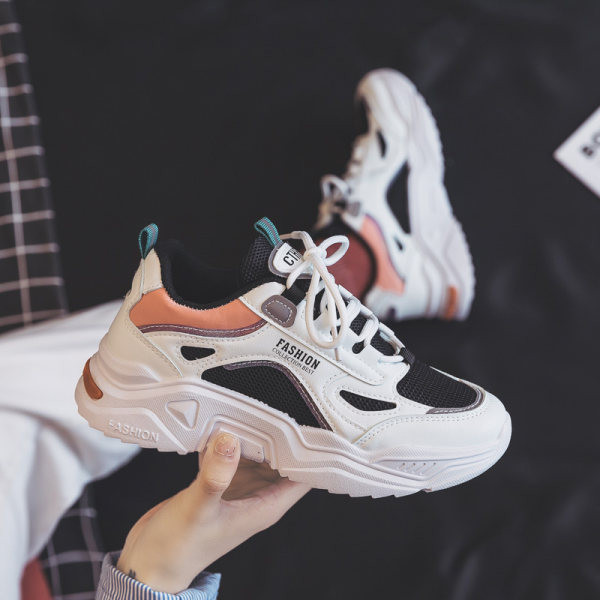 Γυναικεία αθλητικά παπούτσια με κορδόνια - δύο χρώματα