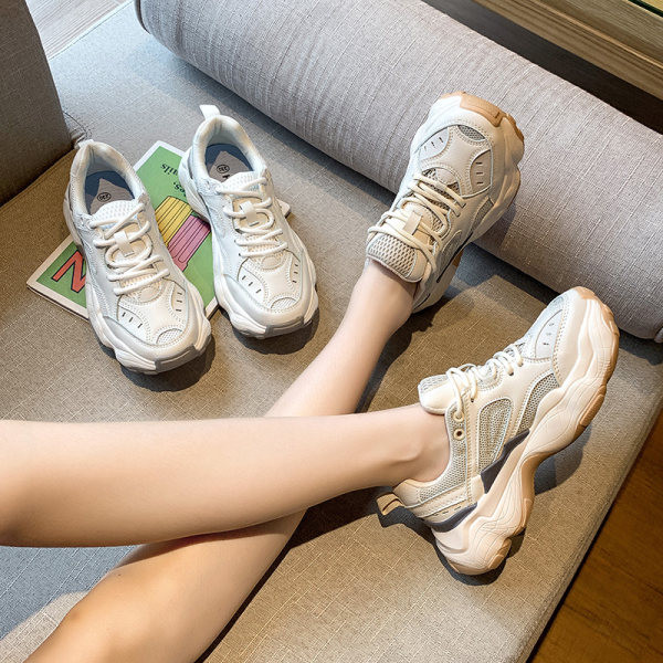 Γυναικεία αθλητικά παπούτσια με ζεστή φόδρα σε διάφορα χρώματα