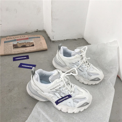 Γυναικεία casual αθλητικά παπούτσια σε τρία χρώματα με τραχιά σόλα