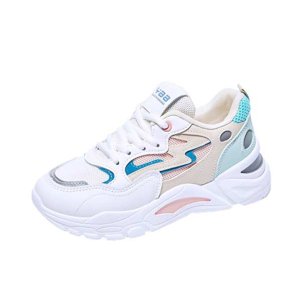Γυναικεία μοντέρνα αθλητικά παπούτσια με κορδόνια σε λευκό χρώμα