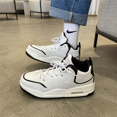 Γυναικεία αθλητικά παπούτσια με αεροθάλαμο και κορδόνια