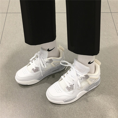 Γυναικεία αθλητικά πάνινα παπούτσια με επίπεδη σόλα απλό μοντέλο