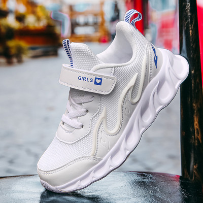 Γυναικεία αθλητικά παπούτσια - διάφορα μοντέλα