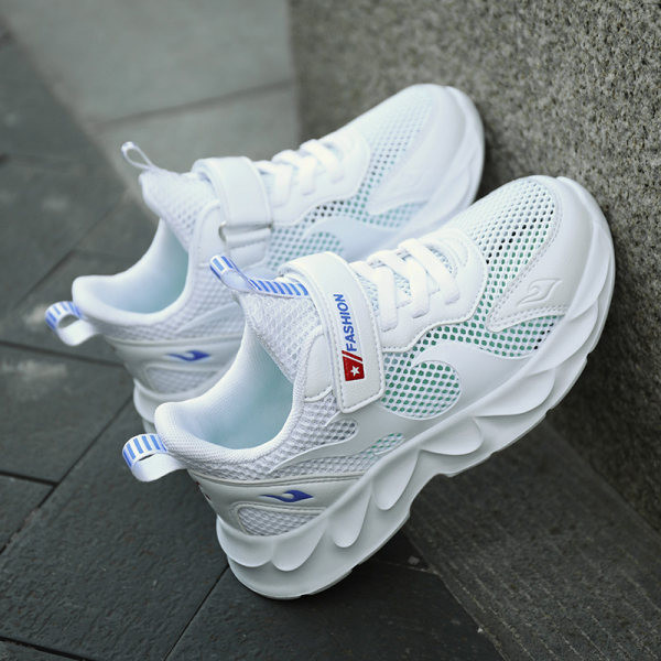 Γυναικεία αθλητικά παπούτσια - διάφορα μοντέλα