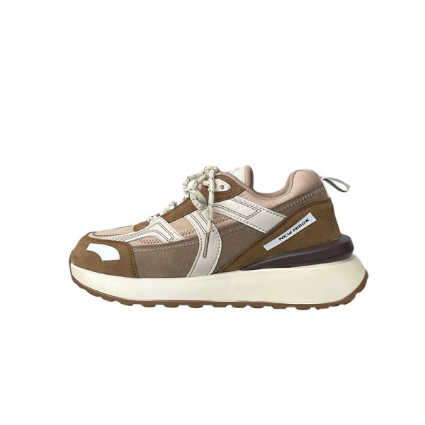 Model nou de adidași de damă cu șireturi în culorile gri și bej