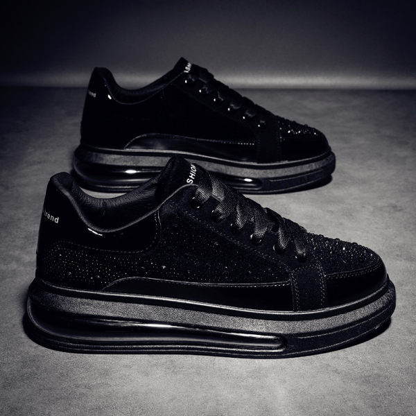 Meeste vabaaja tossud kividega - musta värvi