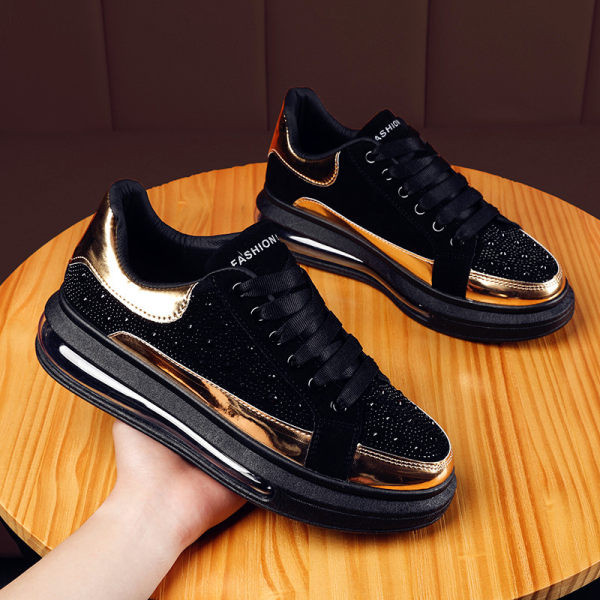 Meeste vabaaja tossud kividega - musta värvi