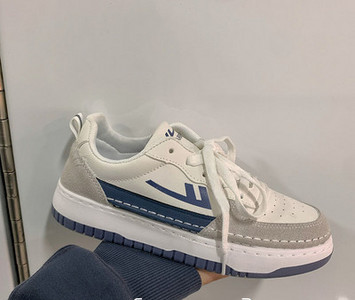 Γυναικεία πάνινα παπούτσια με επίπεδη σόλα και κορδόνια - λευκό και μπεζ