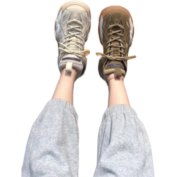 Γυναικεία αθλητικά παπούτσια από τεχνητό σουέντ