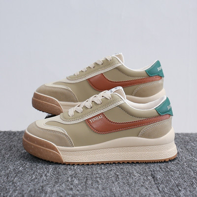 Γυναικεία μοντέρνα αθλητικά παπούτσια σε μαύρο και μπεζ χρώμα