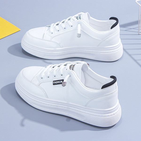 Νέο μοντέλο γυναικεία αθλητικά παπούτσια με επίπεδη σόλα - λευκό χρώμα