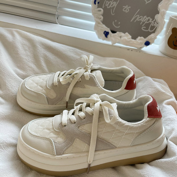 Ženske tenisice u više boja