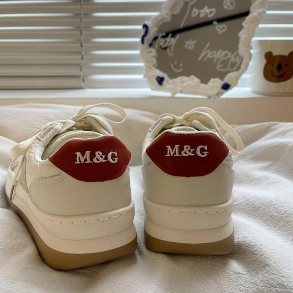 Ženske tenisice u više boja