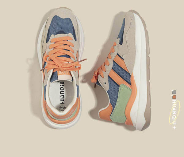 Casual αθλητικά παπούτσια με χρωματιστά κορδόνια και επίπεδη σόλα