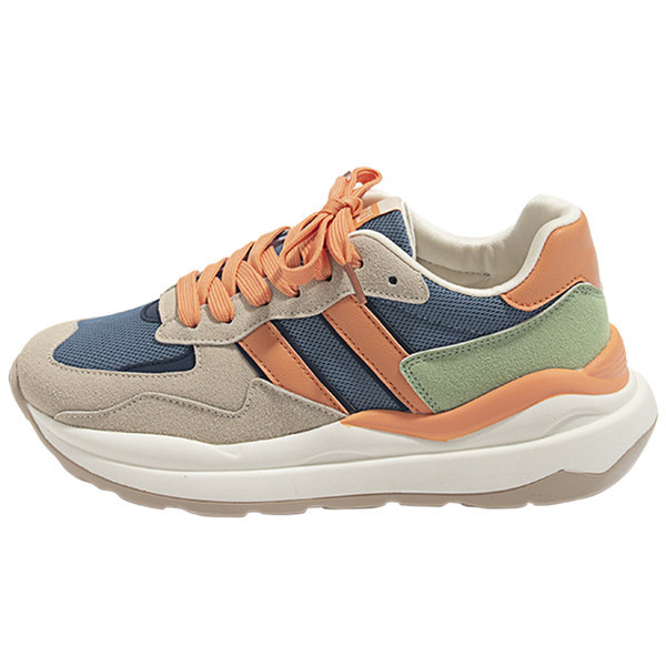 Casual αθλητικά παπούτσια με χρωματιστά κορδόνια και επίπεδη σόλα