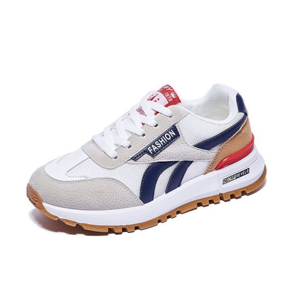 Γυναικεία αθλητικά παπούτσια με επιγραφές και χρωματιστό μοτίβο