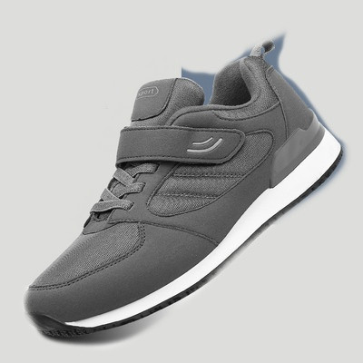 Μοντέρνα γυναικεία αθλητικά παπούτσια με επίπεδη σόλα και λουράκια βελκρώ