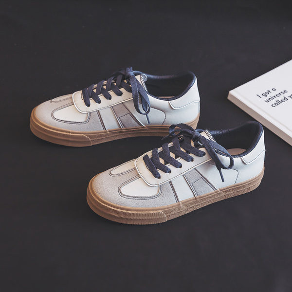 Νέο μοντέλο γυναικεία αθλητικά παπούτσια με κορδόνια