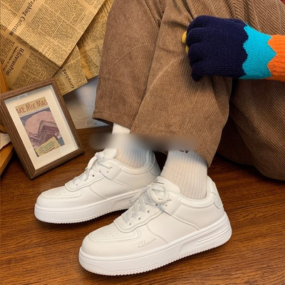 Casual γυναικεία αθλητικά παπούτσια με επίπεδη σόλα, στρογγυλεμένο μοτίβο με κέντημα