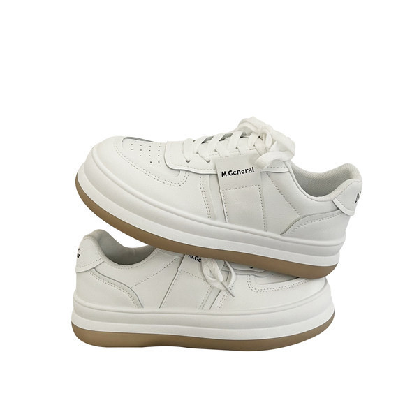Γυναικεία sneakers με επίπεδη σόλα απλό μοντέλο