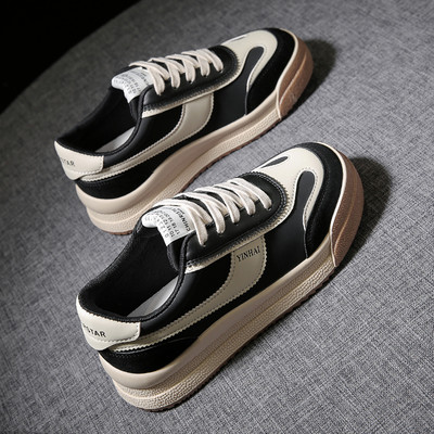 Casual αθλητικά παπούτσια με κορδόνια σε τρία χρώματα