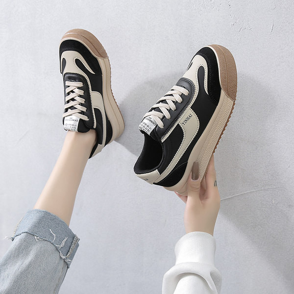 Casual αθλητικά παπούτσια με κορδόνια σε τρία χρώματα