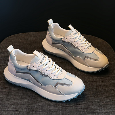 Adidași de damă de actualitate cu talpă plată și șireturi model uni