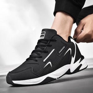 Αθλητικά αθλητικά παπούτσια με κορδόνια σε διάφορα χρώματα