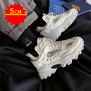 Νέο μοντέλο χρωματιστών αθλητικά παπούτσια με τραχιά σόλα - διάφορα μοντέλα