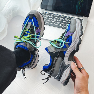 Νέο μοντέλο χρωματιστών αθλητικά παπούτσια με τραχιά σόλα - διάφορα μοντέλα