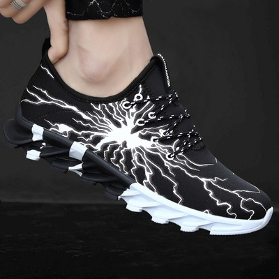 Ανδρικά αθλητικά παπούτσια με ανάγλυφη σόλα σε διάφορα μοντέλα