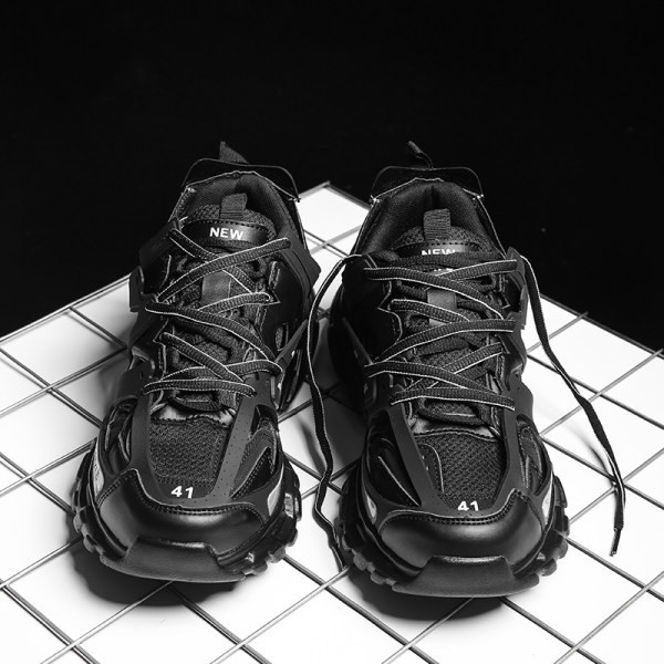 Novi model muških tenisica sa grubim đonom - u više boja