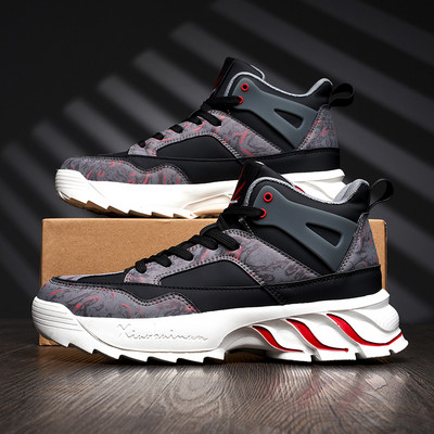 Ανδρικά αθλητικά παπούτσια με τραχιά σόλα