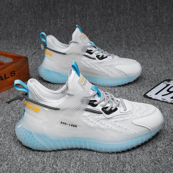 Model nou de adidași sport și casual pentru bărbați cu o parte din plasă