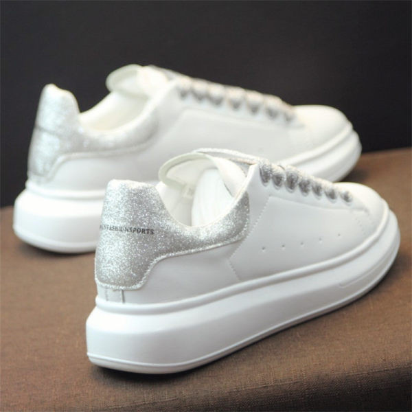 Moderne muške tenisice od umjetne kože s vezicama