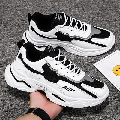 Tenisi moderni pentru bărbați cu talpă aspră - mai multe modele