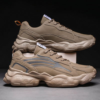 Tenisi moderni pentru bărbați cu talpă aspră - mai multe modele